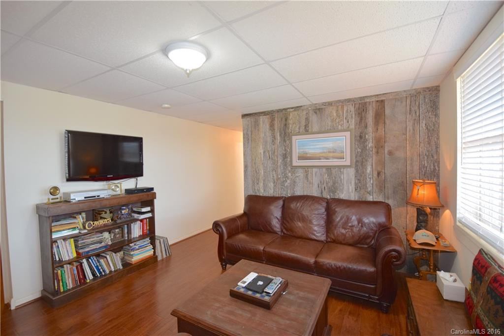 473 Country Road - Photo 14