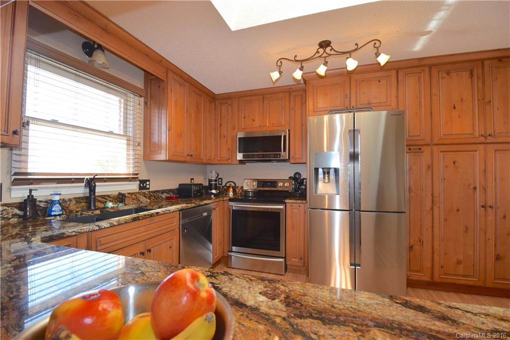 473 Country Road - Photo 3