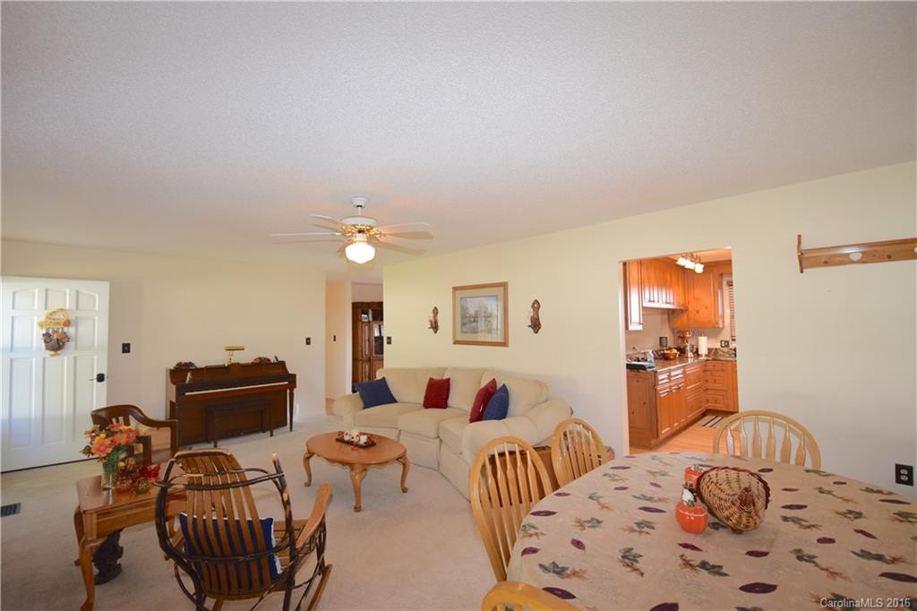 473 Country Road - Photo 7