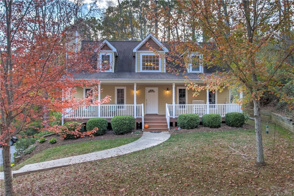 55 Squires Lane
