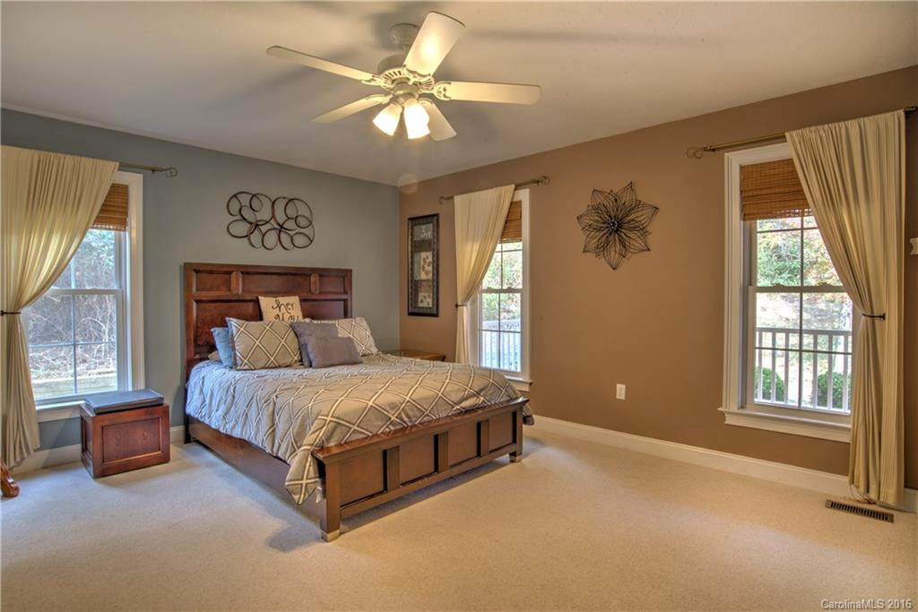 55 Squires Lane - Photo 14