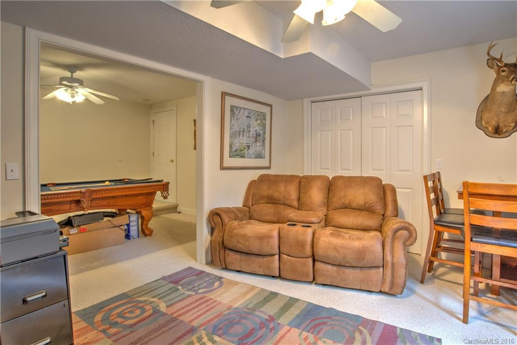 55 Squires Lane - Photo 22