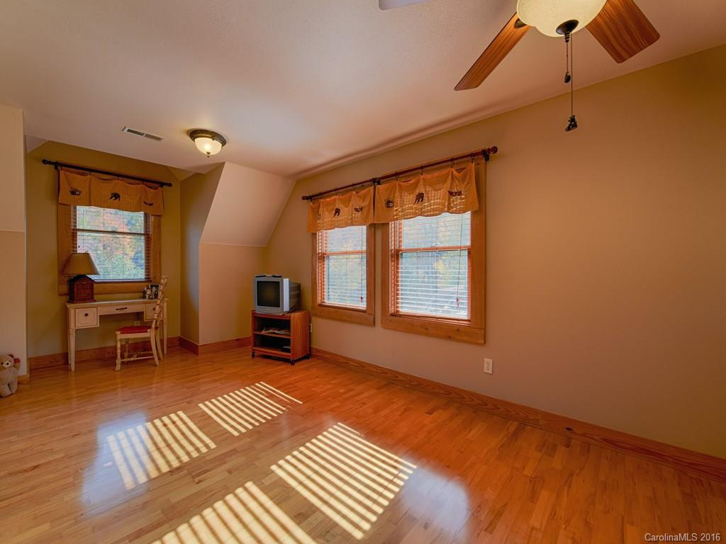 204 Campbell Creek Road - Photo 16