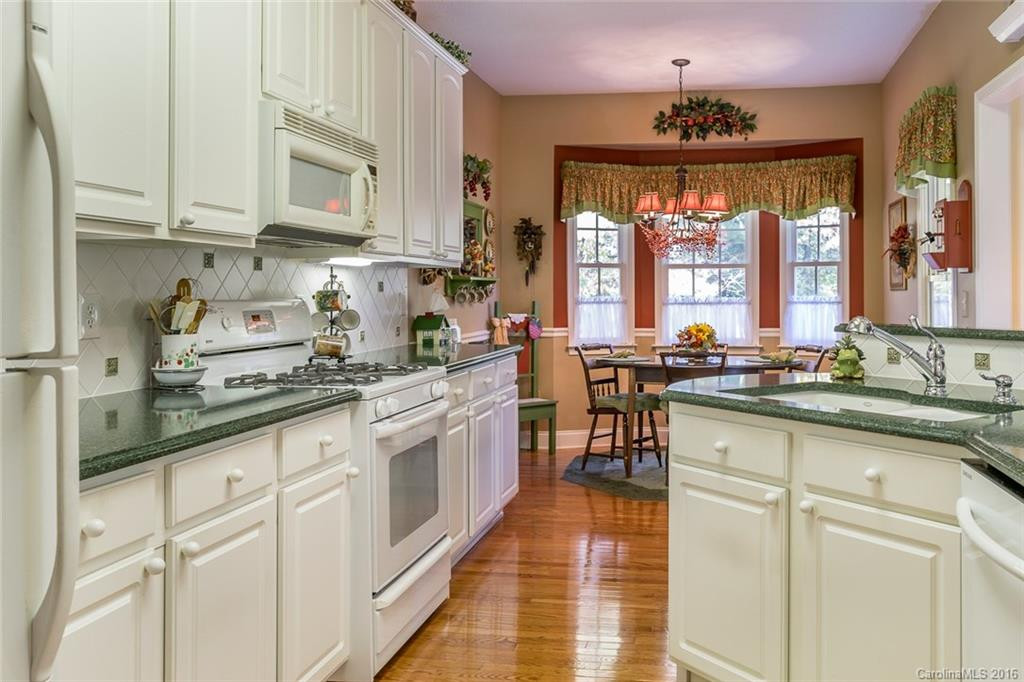 216 Coldstream Way - Photo 7
