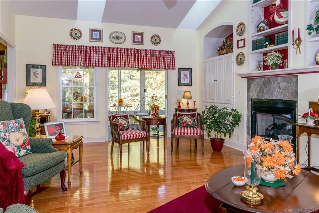 216 Coldstream Way - Photo 8