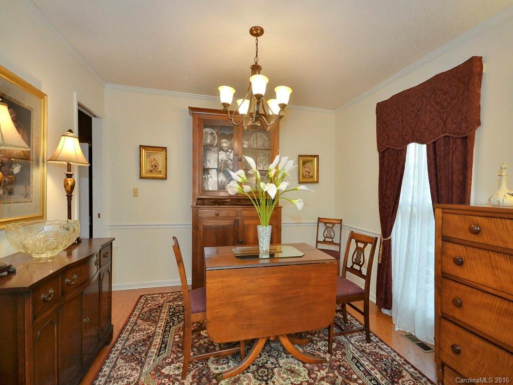 236 Sweetwater Hills Drive - Photo 2