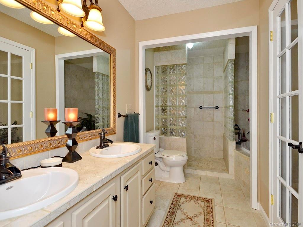 236 Sweetwater Hills Drive - Photo 15