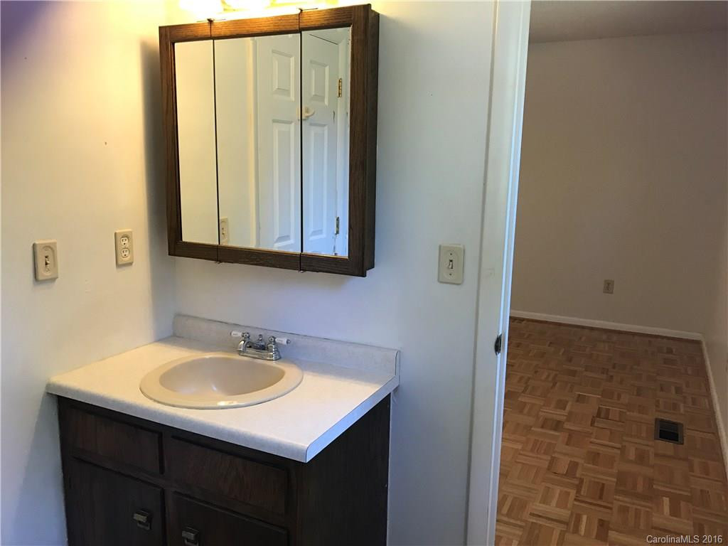 9 Candor Drive #5 - Photo 15