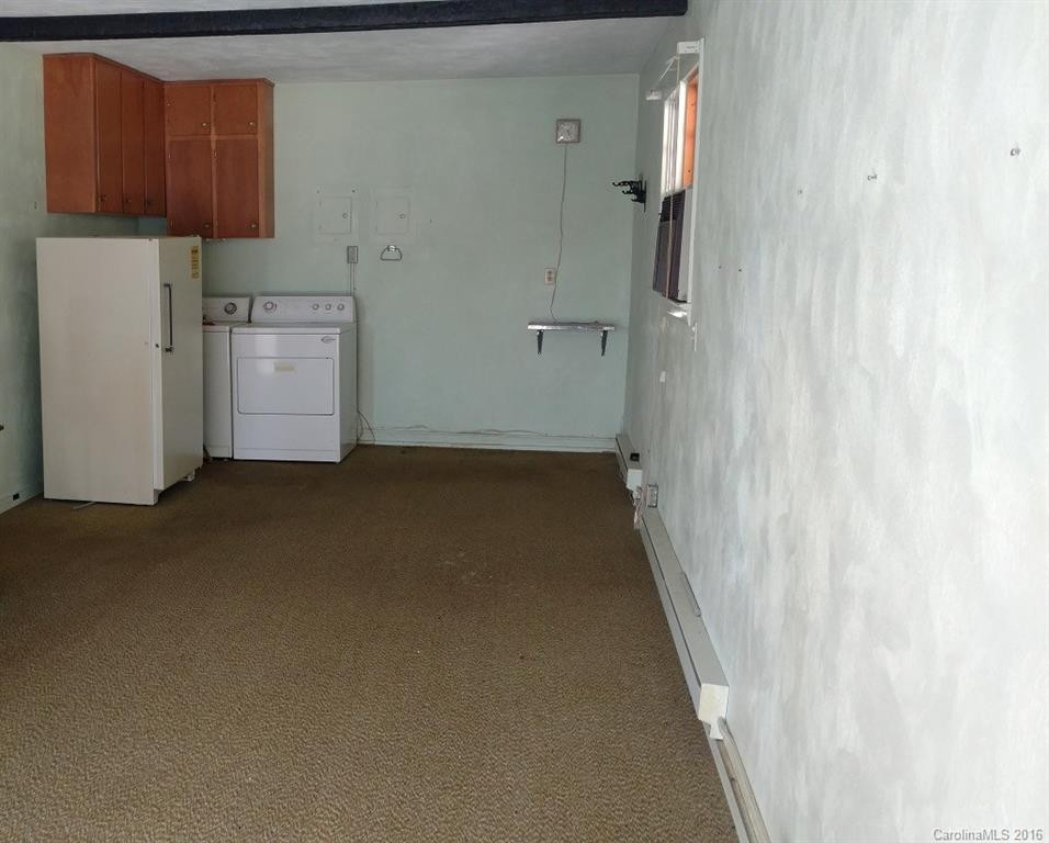 111 Broadview Circle - Photo 10