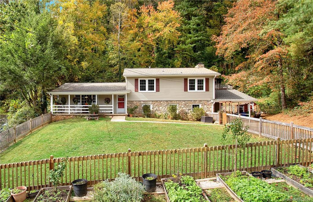 23 Clearbrook Road