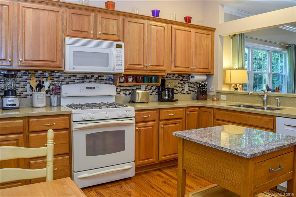 69 Coldwater Lane #15 B - Photo 6