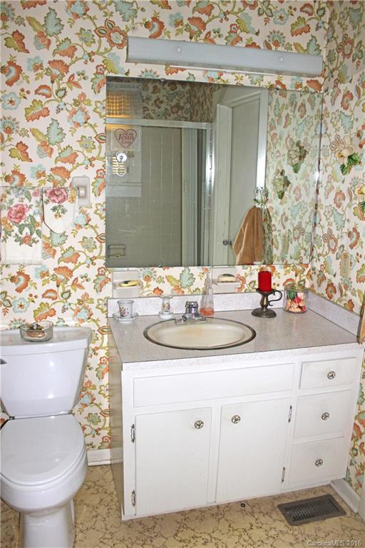 130 Academy Street - Photo 14