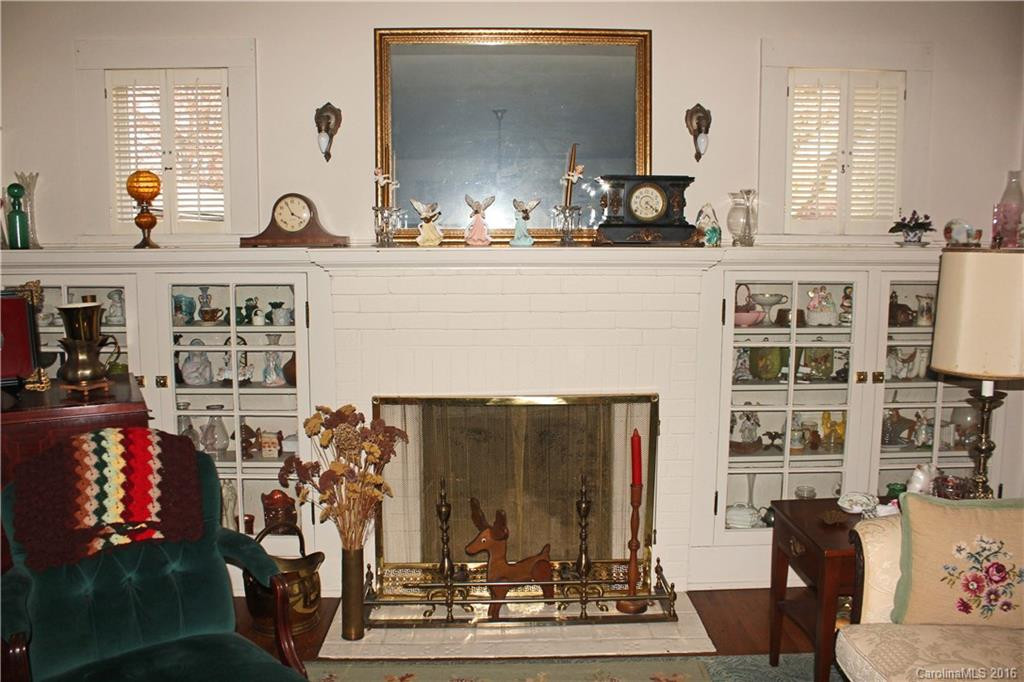 130 Academy Street - Photo 3