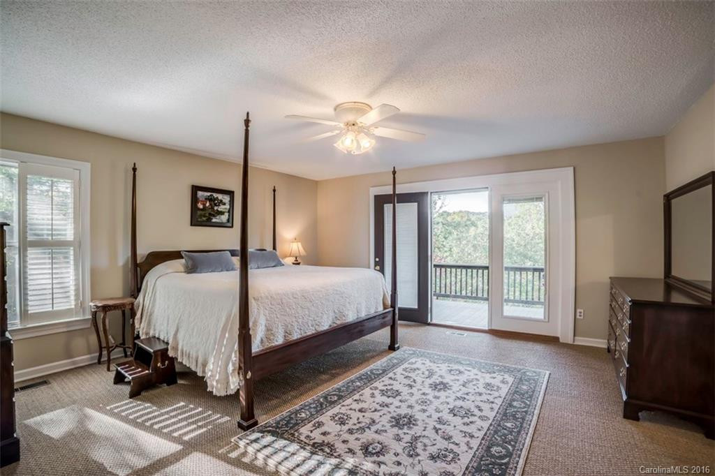 1167 Carolina Drive - Photo 11