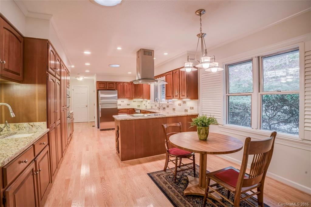 1167 Carolina Drive - Photo 5