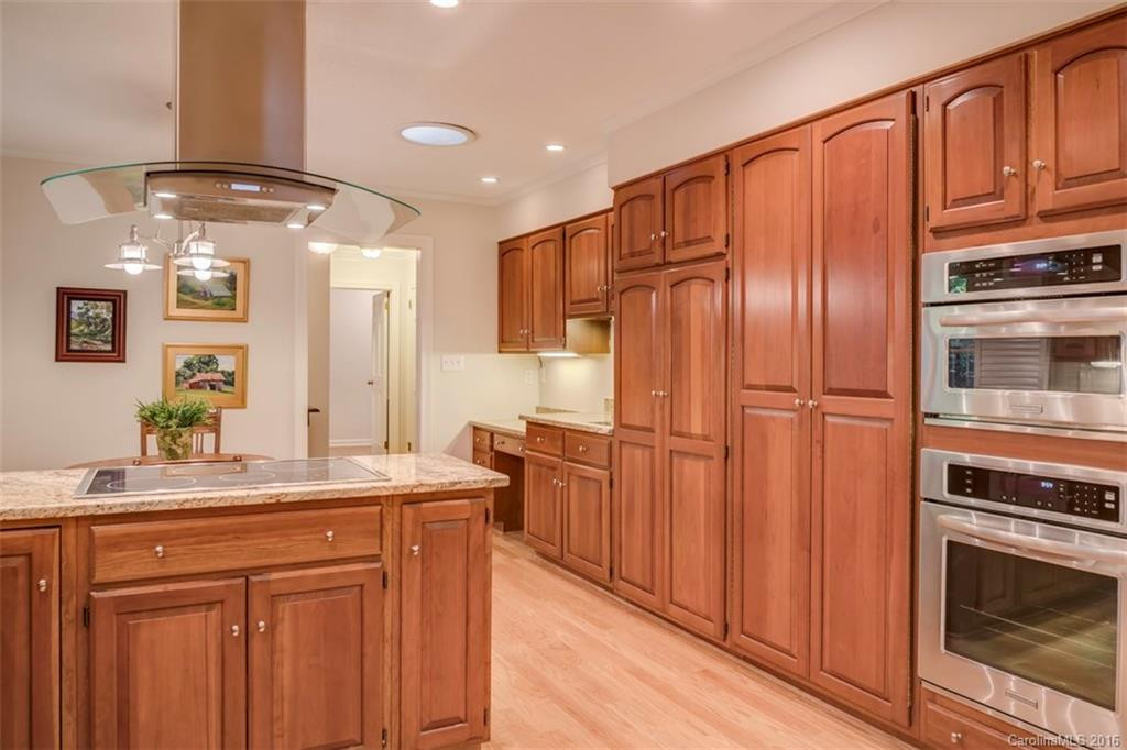 1167 Carolina Drive - Photo 8