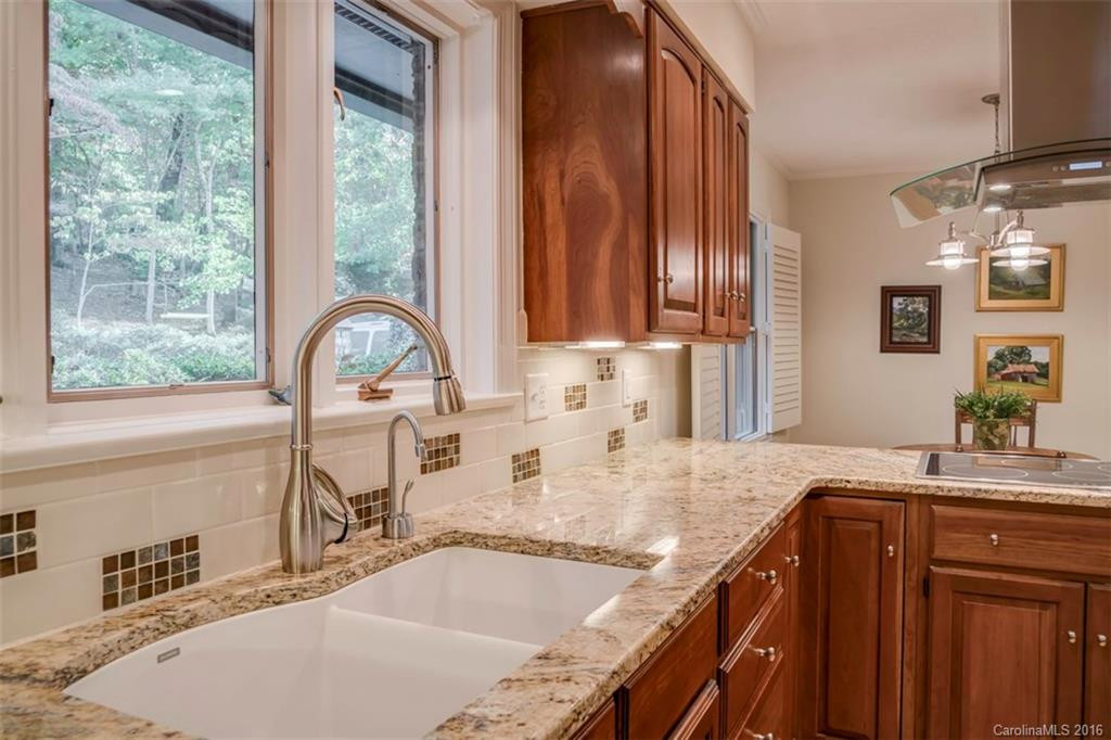1167 Carolina Drive - Photo 9