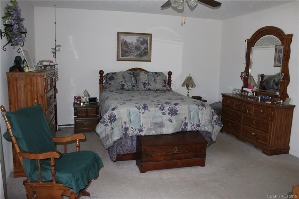 106 Onyx Drive - Photo 11