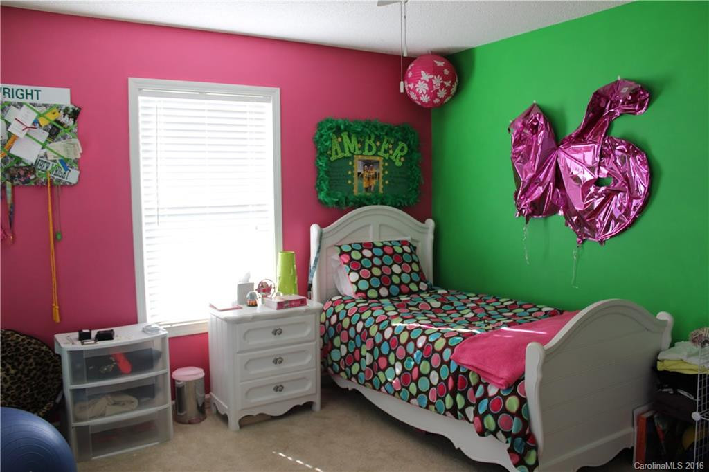 106 Onyx Drive - Photo 8