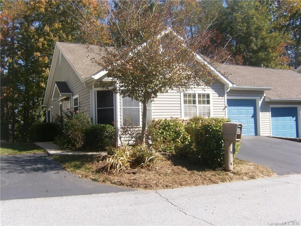 376 Laurel Park Place #n/a