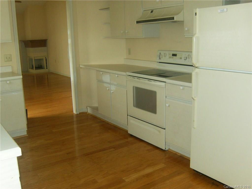 376 Laurel Park Place #n/a - Photo 5