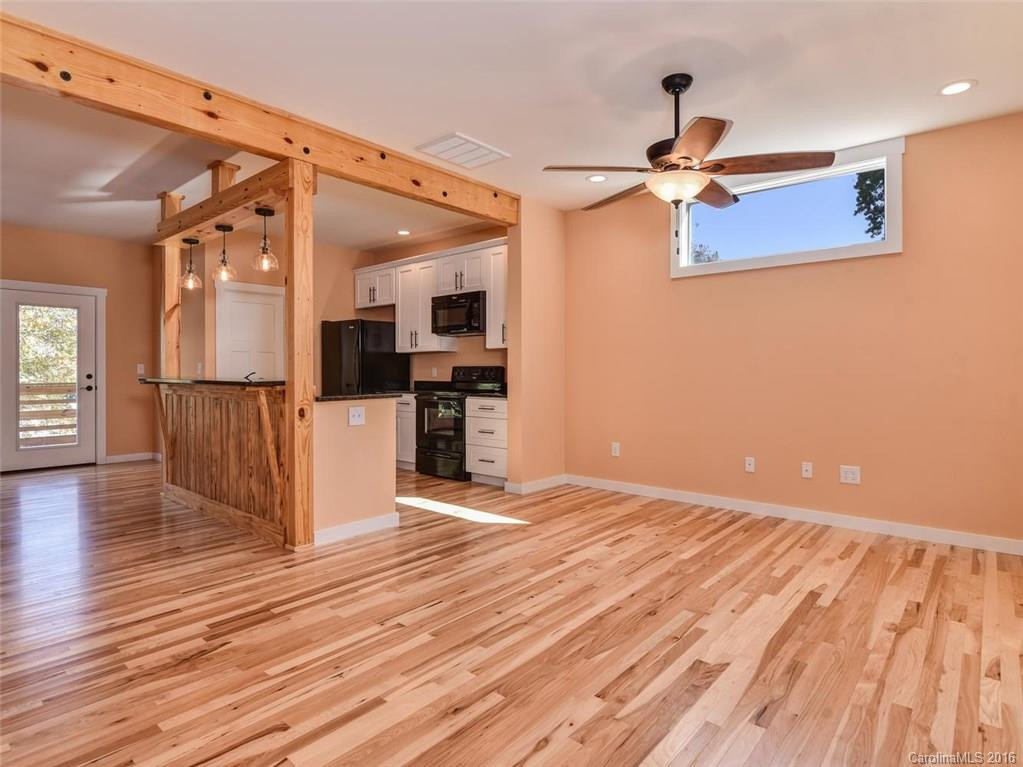 98 Stewart Street - Photo 3