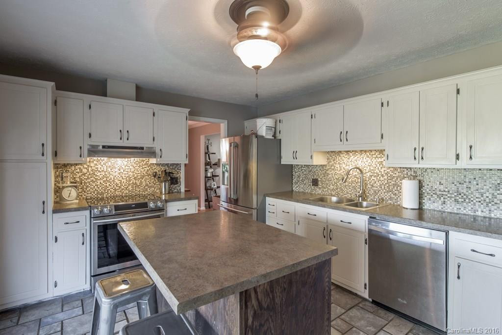 210 Kelly Lane - Photo 5