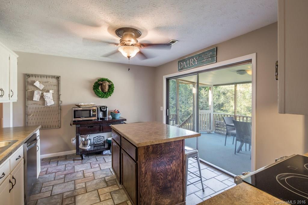 210 Kelly Lane - Photo 6