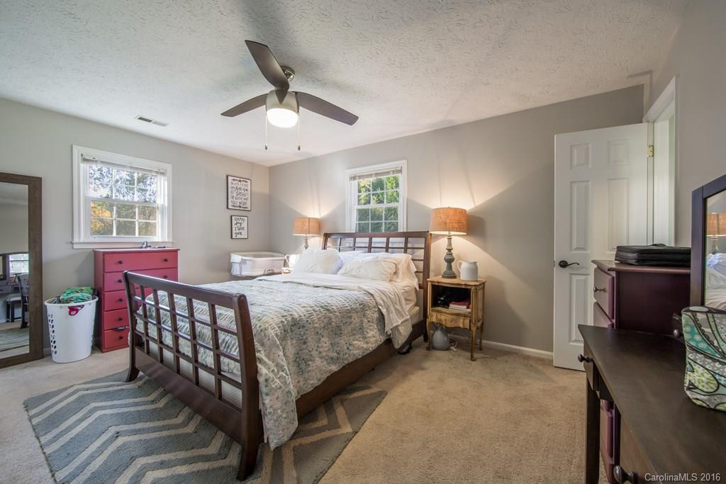 210 Kelly Lane - Photo 7