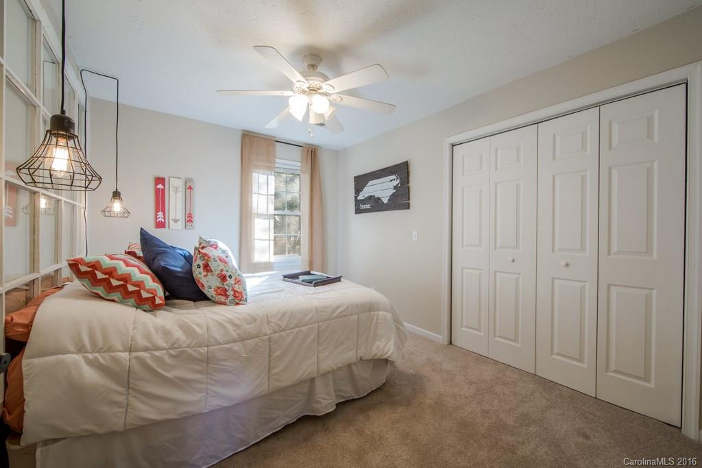 210 Kelly Lane - Photo 10