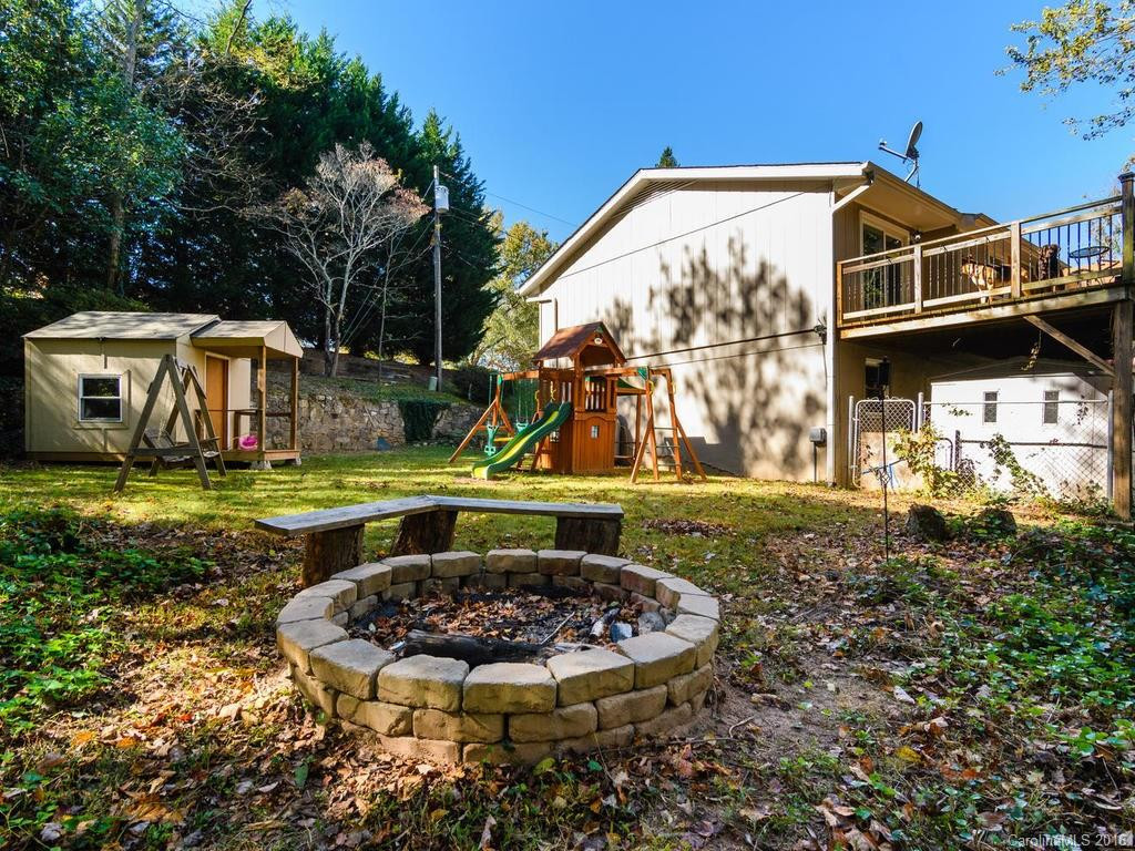 10 Holly Hill Court - Photo 22