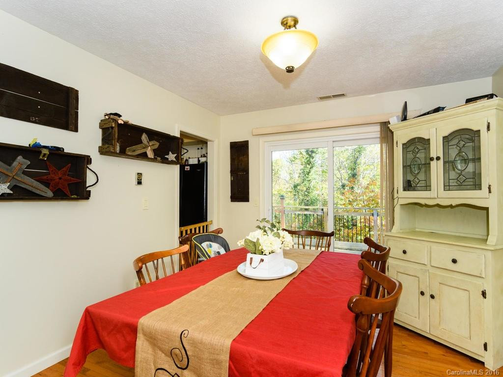 10 Holly Hill Court - Photo 7