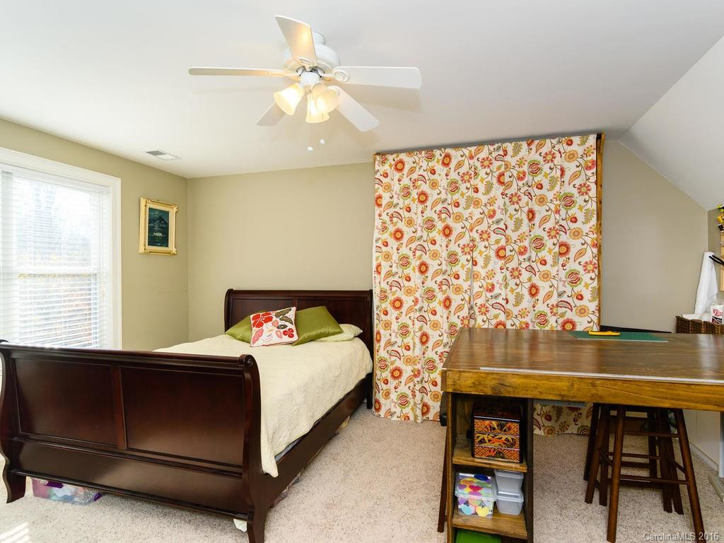 91 Noble Road - Photo 20