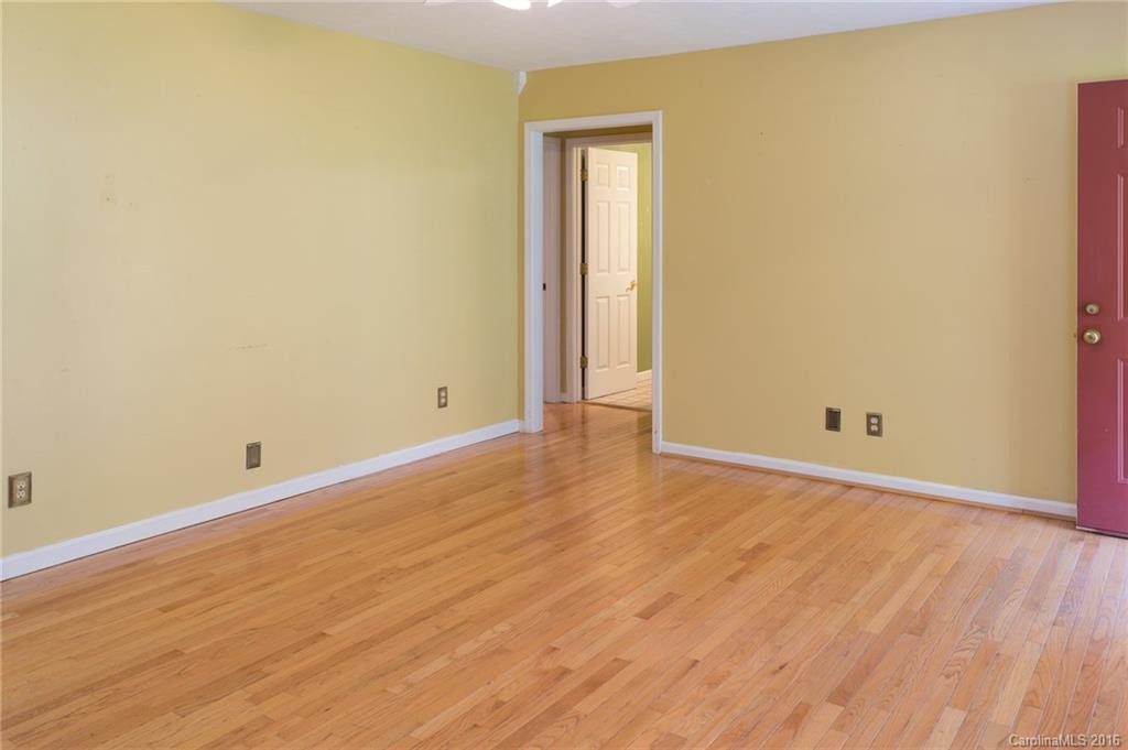 109 Hunters View Drive - Photo 6
