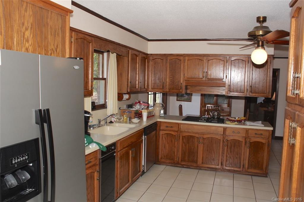 751 Doggett Road - Photo 11