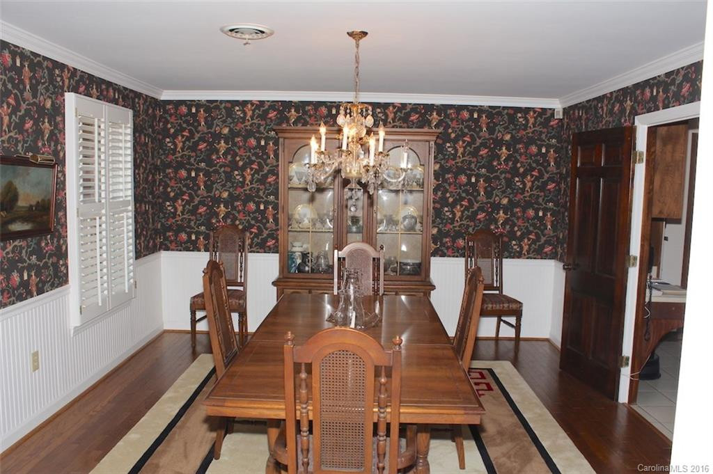 751 Doggett Road - Photo 8