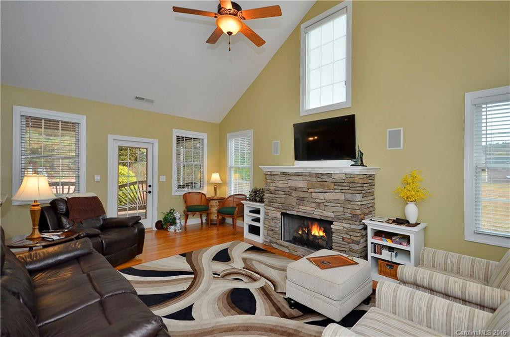 33 Triple Fairways Drive #28 - Photo 6