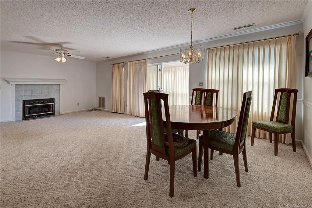 1603 Hyde Park Drive #1603 - Photo 2