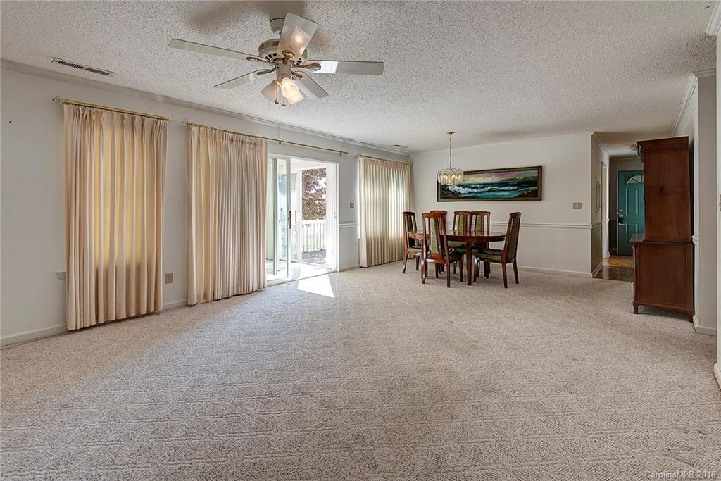 1603 Hyde Park Drive #1603 - Photo 3