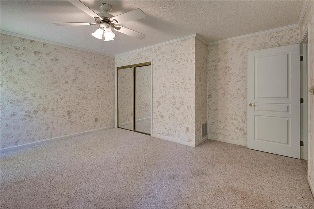1603 Hyde Park Drive #1603 - Photo 8
