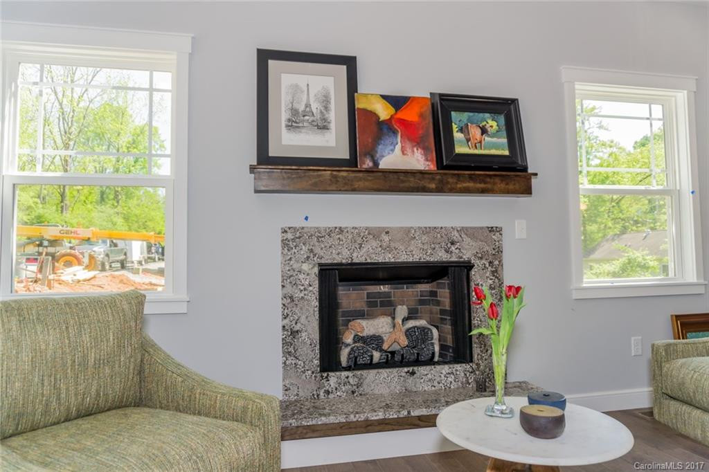 35 Emmett Lane - Photo 5
