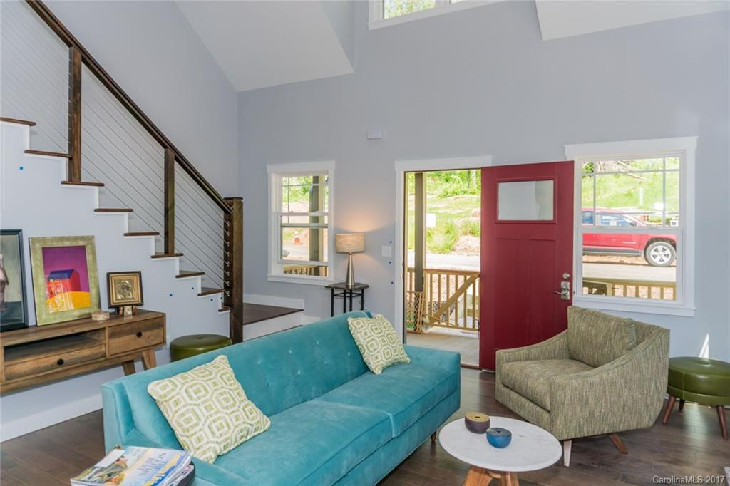 35 Emmett Lane - Photo 9