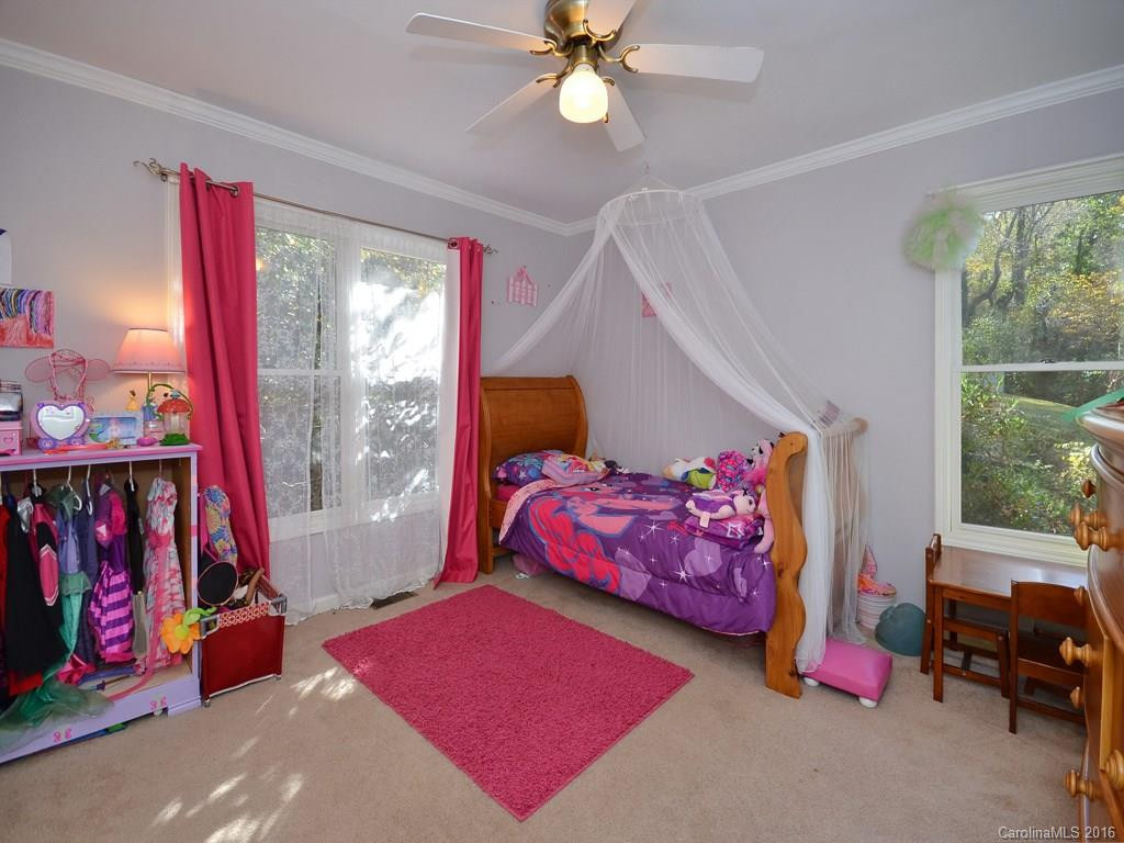 11 Winthrop Road - Photo 11
