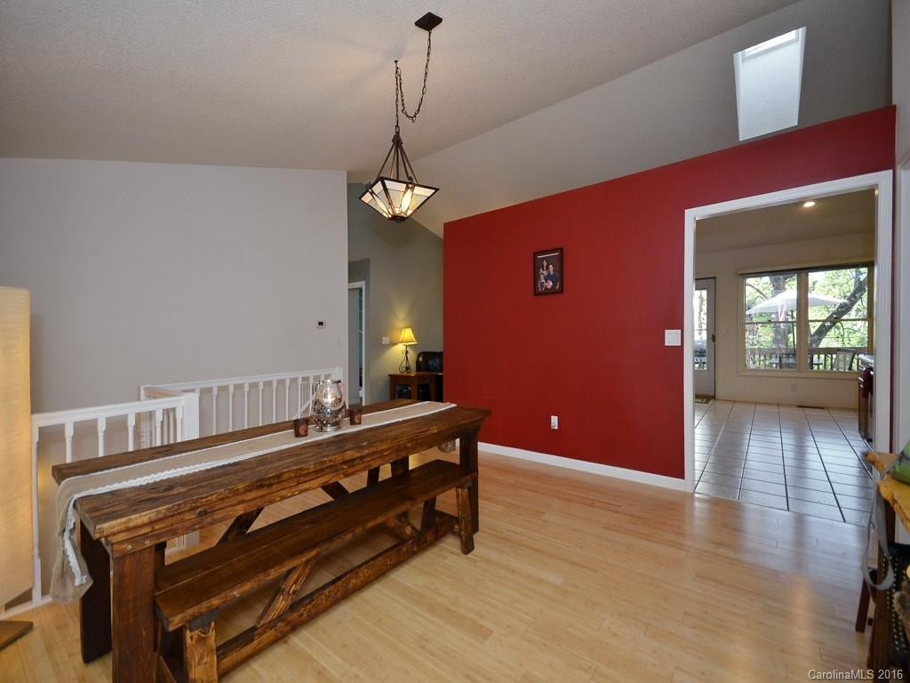 11 Winthrop Road - Photo 4