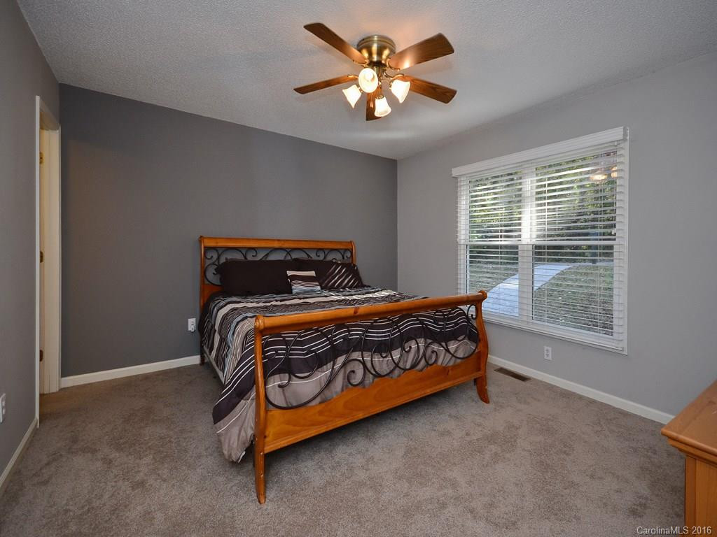 11 Winthrop Road - Photo 9