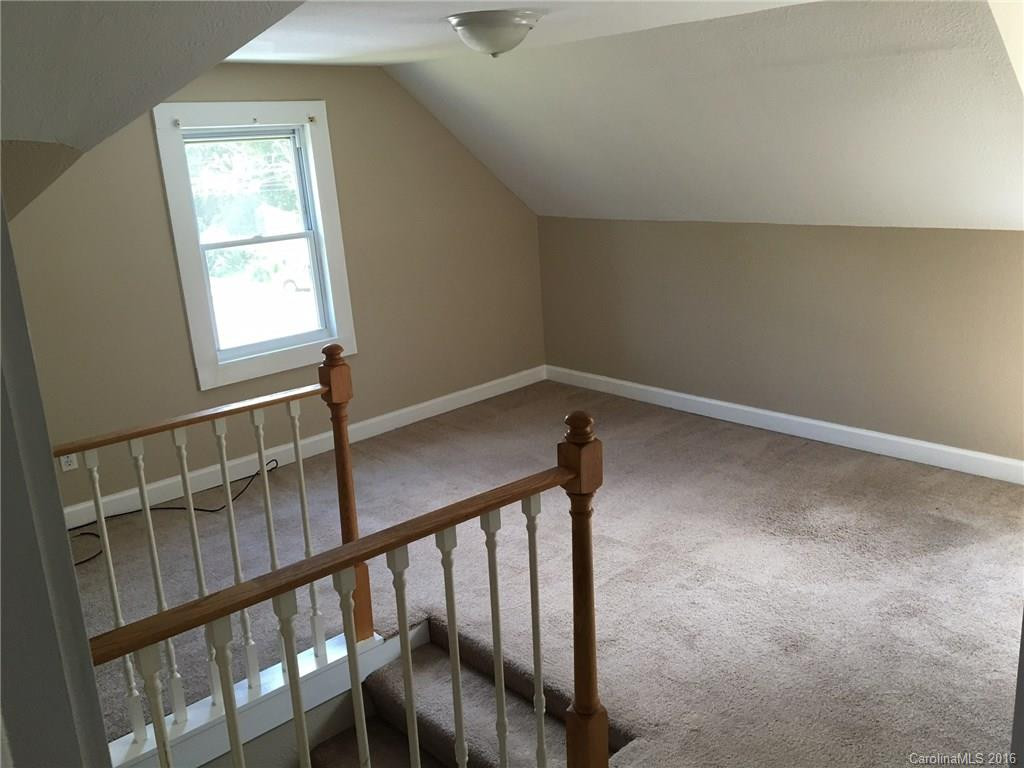 203 Academy Street - Photo 12