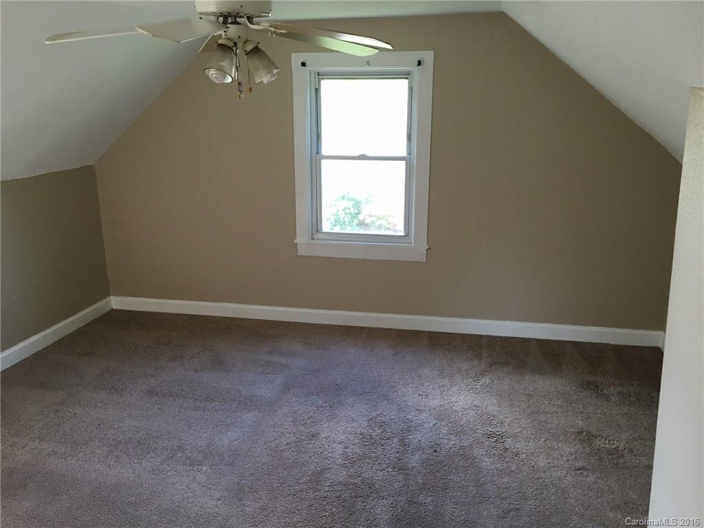 203 Academy Street - Photo 13