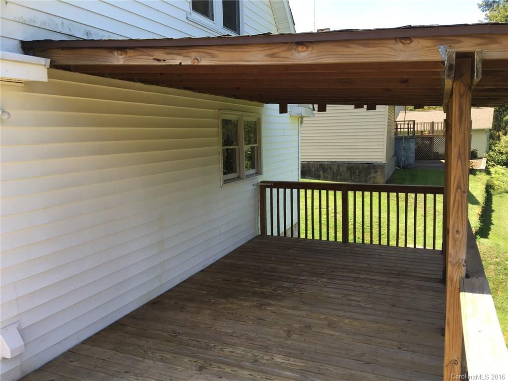 203 Academy Street - Photo 16