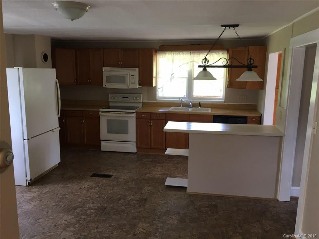 203 Academy Street - Photo 6