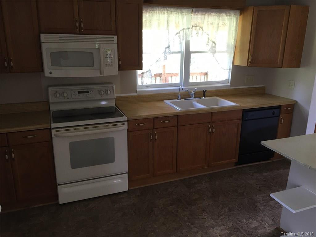 203 Academy Street - Photo 7